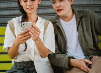 Using SMS To Verify Social Media Accounts: Why It’s Essential Today